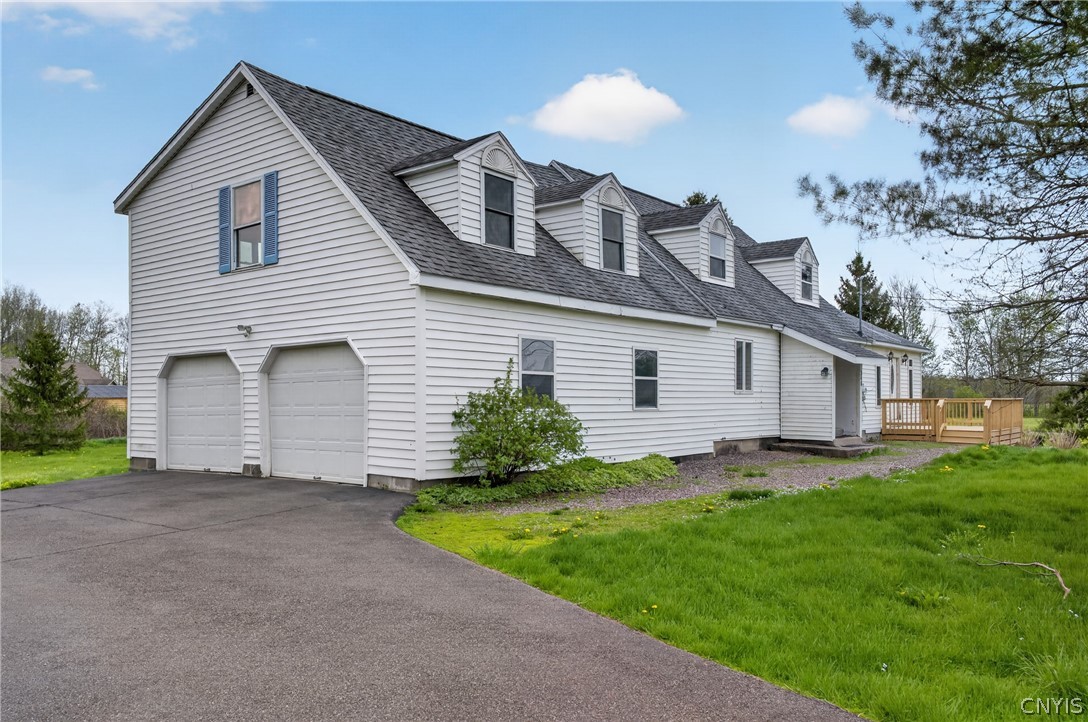 340 Chesbro Road Schroeppel, NY 13132 - Photo 2 of 39