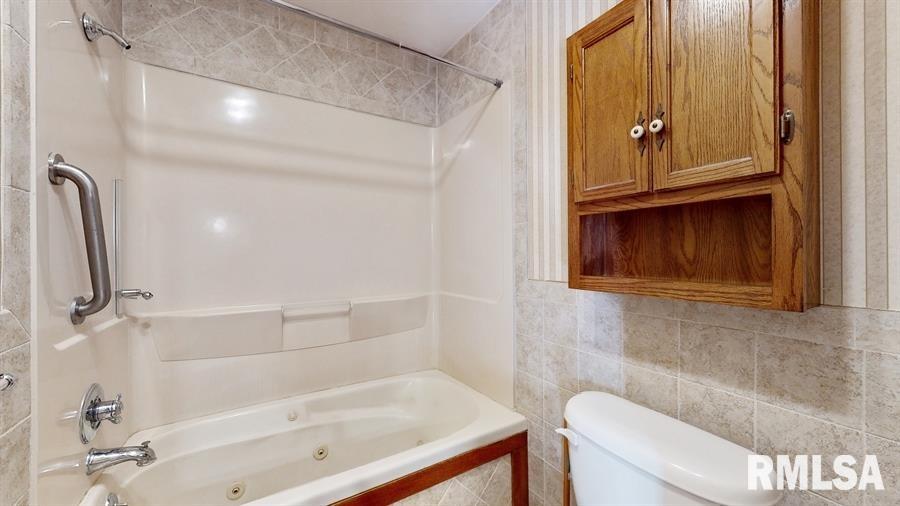 9708 84th St Court West Taylor Ridge, IL 61284 - Photo 21 of 40 Gallery Image 21