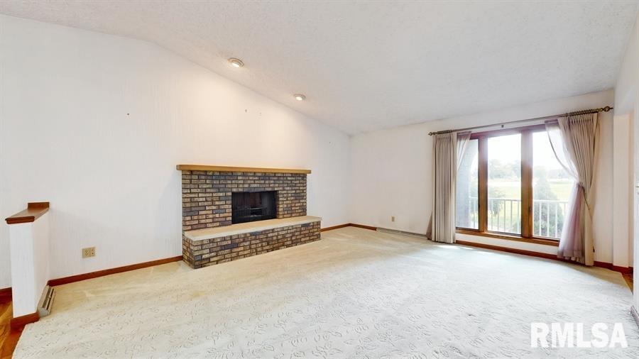 9708 84th St Court West Taylor Ridge, IL 61284 - Photo 6 of 40 Gallery Image 6
