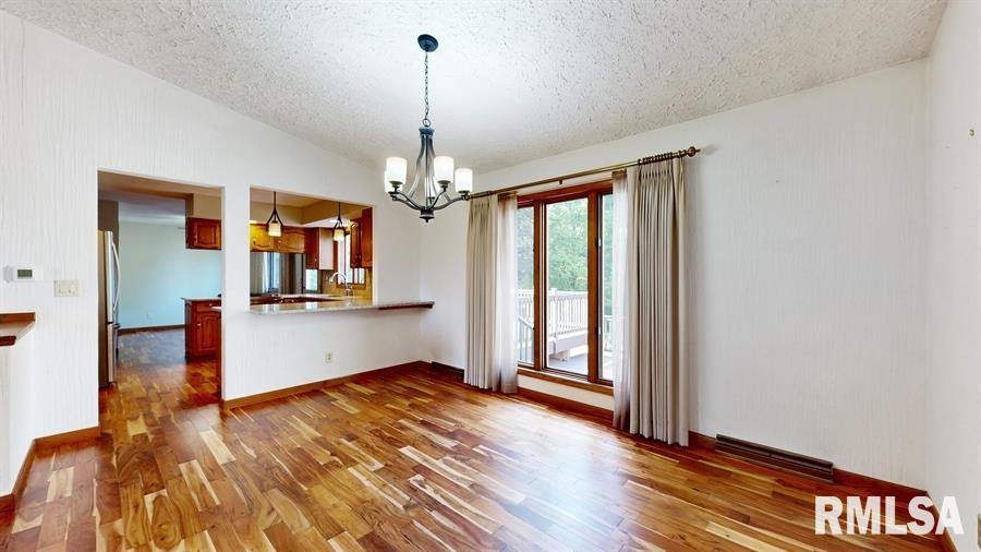 9708 84th St Court West Taylor Ridge, IL 61284 - Photo 10 of 40 Gallery Image 10