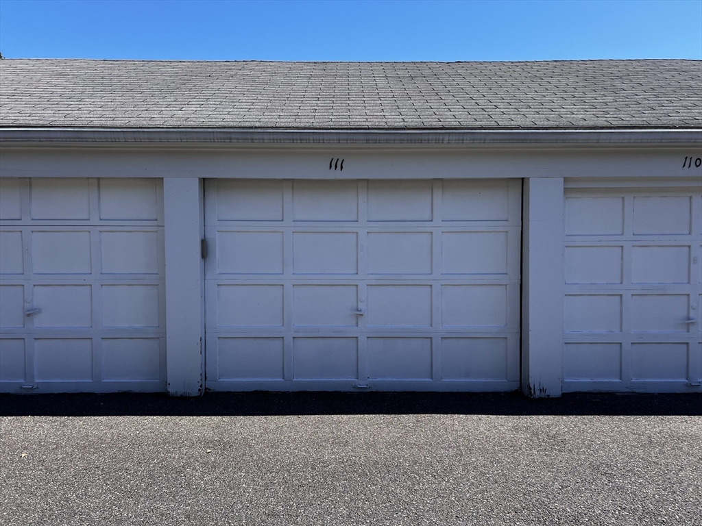 73 Yorktown Drive, Unit 73 Springfield, MA 01108 - Photo 29 of 42 a close view of cupboard