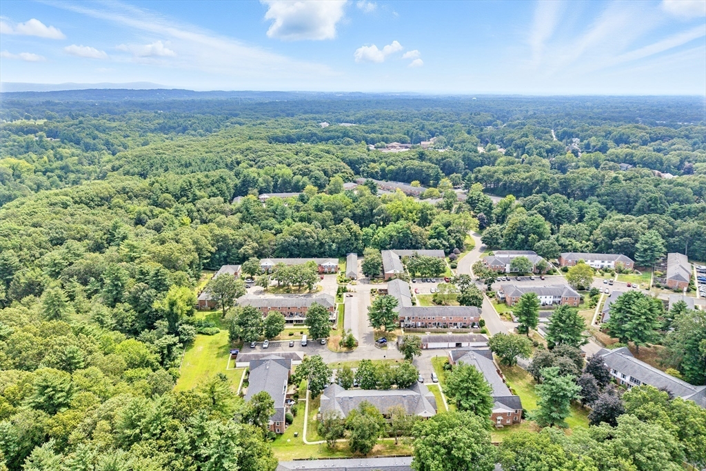 73 Yorktown Drive, Unit 73 Springfield, MA 01108 - Photo 41 of 42 an aerial view of multiple house