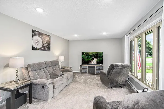 $299,900 | 1032 23rd Avenue North, St. Cloud, MN 56303