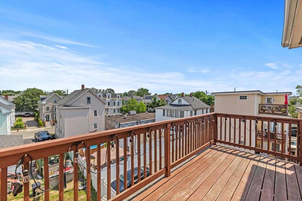 20 R Cross Street, Unit 3 Somerville, MA 02145 - Photo 10 of 11 Gallery Image 10