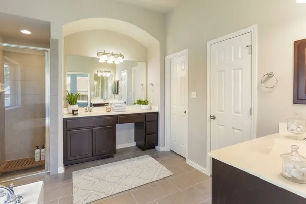 $3,100 | 142 Venice Cove, Austin, TX 78737