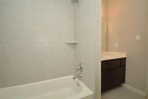 $3,100 | 142 Venice Cove, Austin, TX 78737
