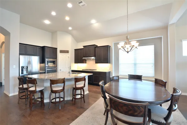 $3,100 | 142 Venice Cove, Austin, TX 78737