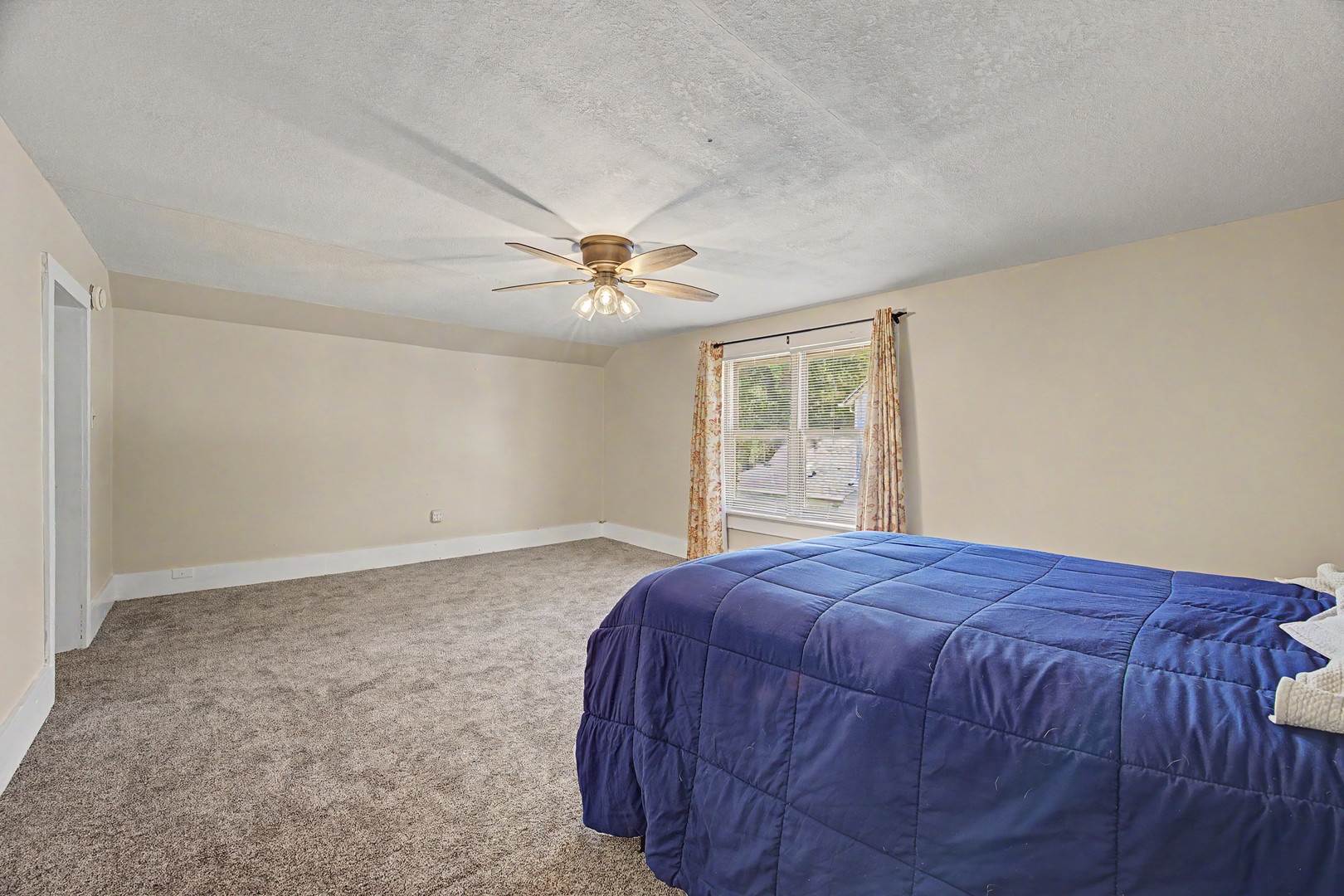 1206 East Main Street Clinton, IL 61727 - Photo 25 of 33