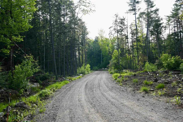 $439,000 | 555 Shaker Road, North Sutton, NH 03260