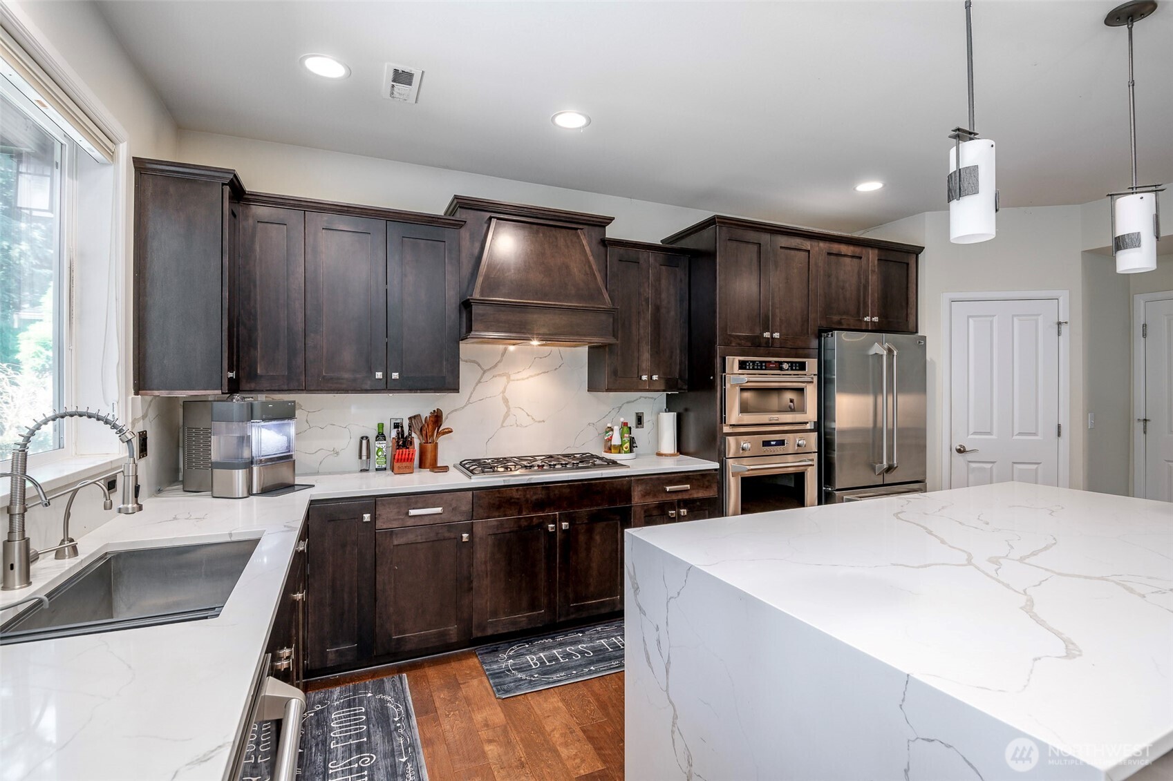 18930 179th Place Southeast Renton, WA 98058 - Photo 12 of 34
