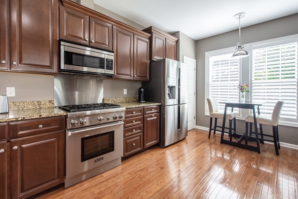 17 Kelly Way, Unit 17 Canton, MA 02021 - Photo 5 of 19 Gallery Image 5
