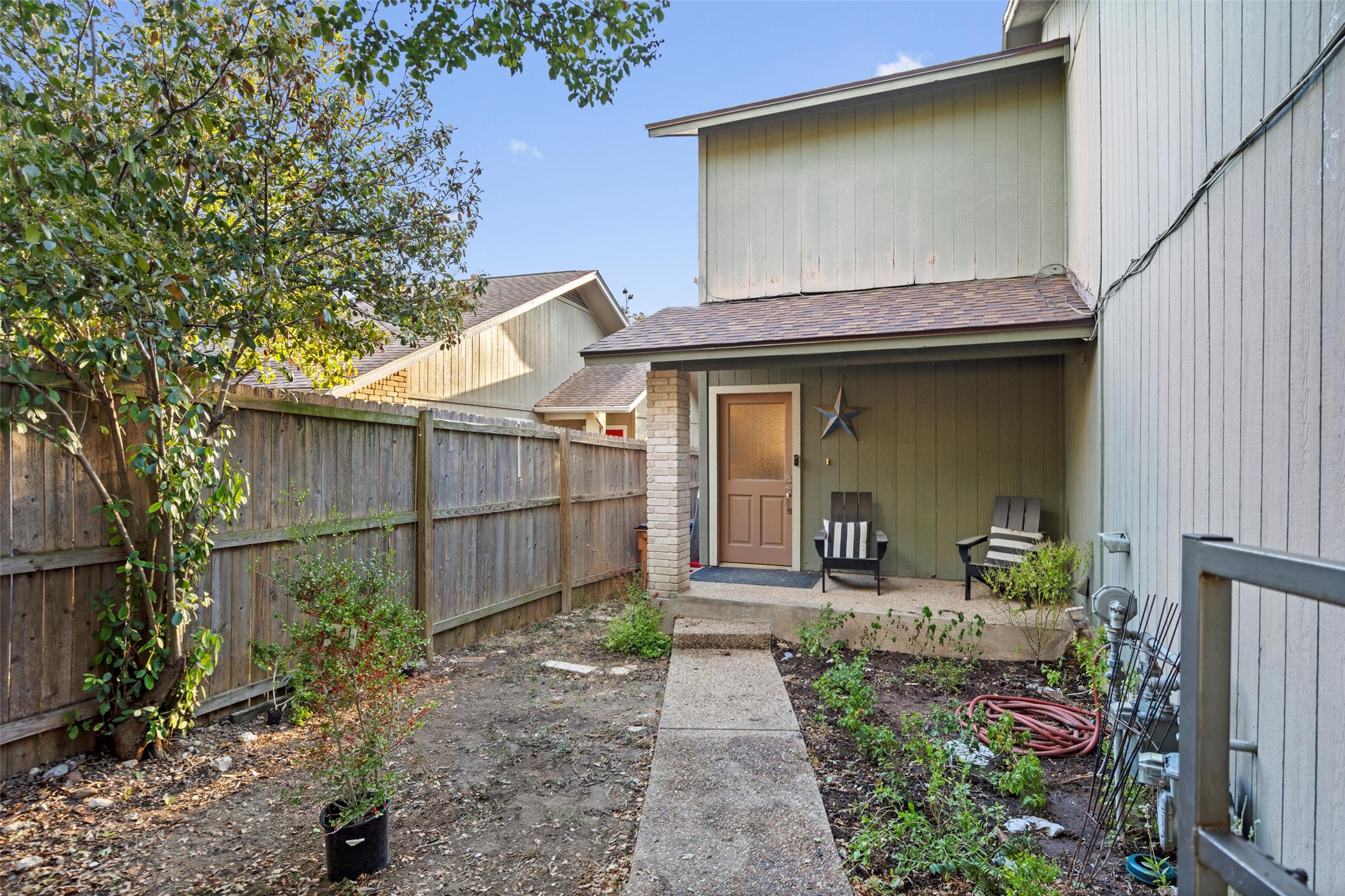 6492 Hart Lane Austin, TX 78731 - Photo 1 of 22 Front Entrance