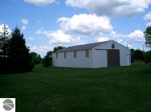 1482 Montgomery Road Southwest South Boardman, MI 49680 - Photo 3 of 5 1639062-2.JPG