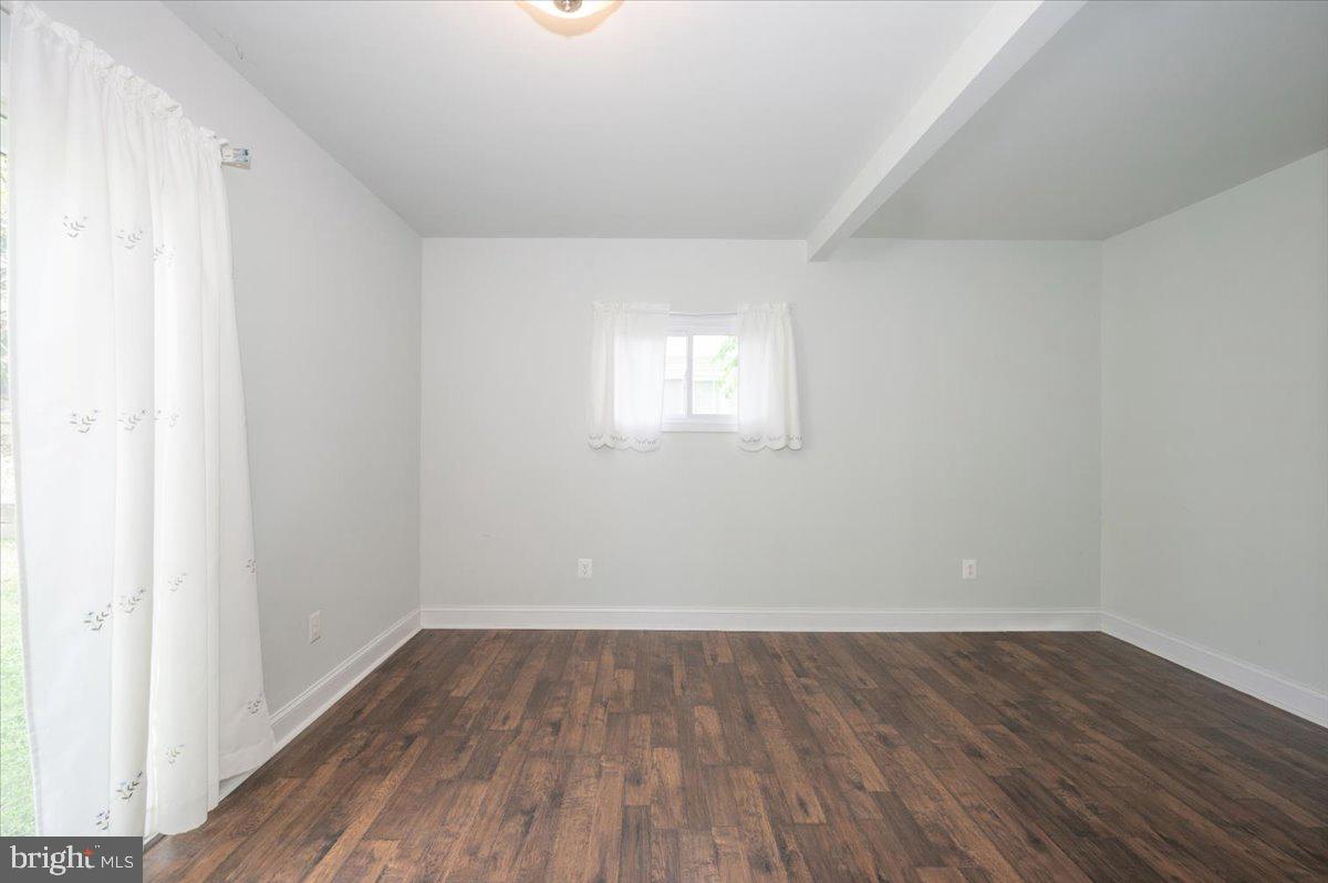 1910 Tyler Road Dundalk, MD 21222 - Photo 22 of 58 Bright and airy blank canvas space.