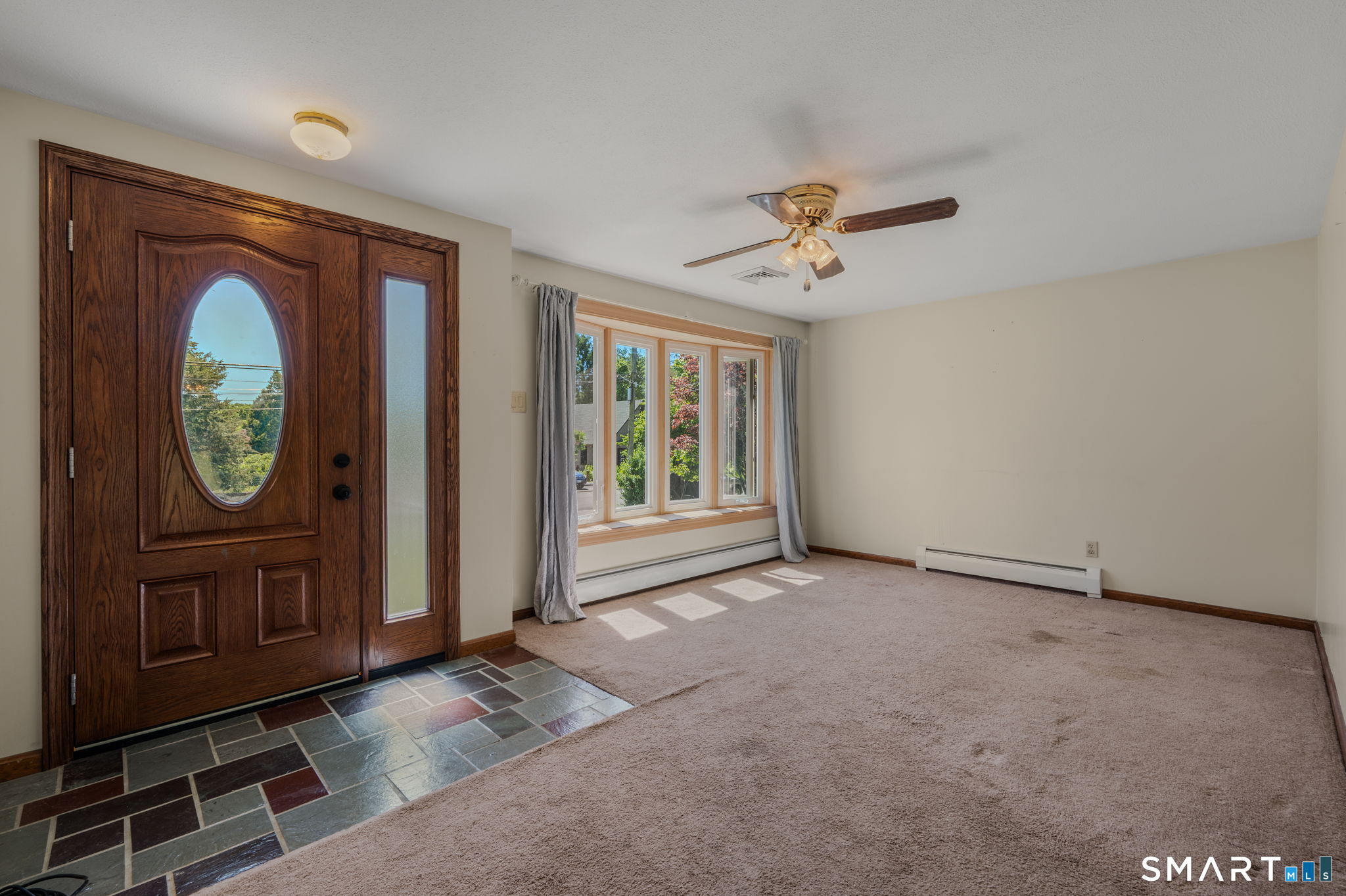 15 Pitcher Street Norwich, CT 06360 - Photo 3 of 34