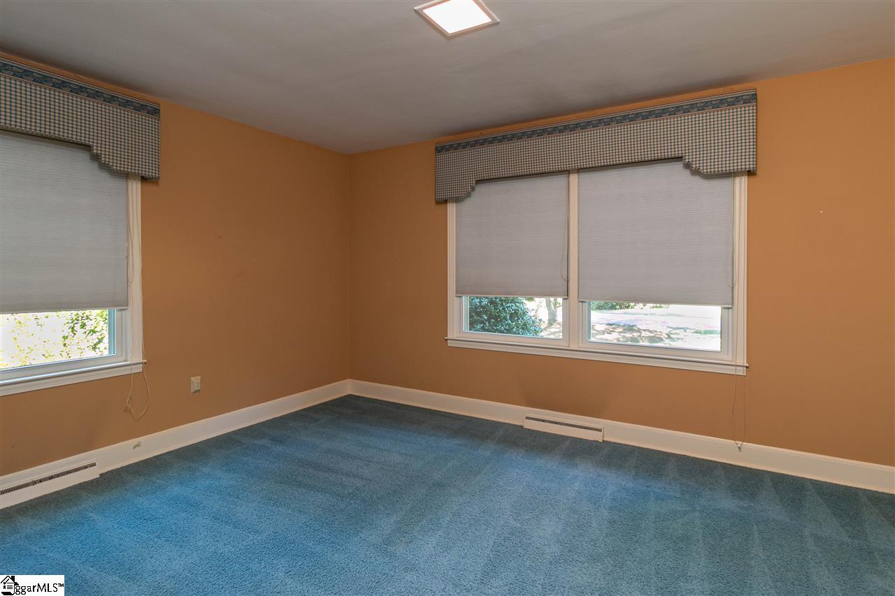 722 Calvert Avenue Clinton, SC 29325 - Photo 17 of 35