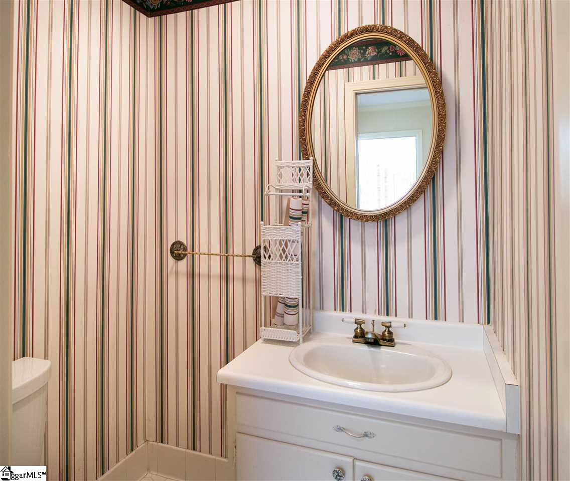 722 Calvert Avenue Clinton, SC 29325 - Photo 21 of 35