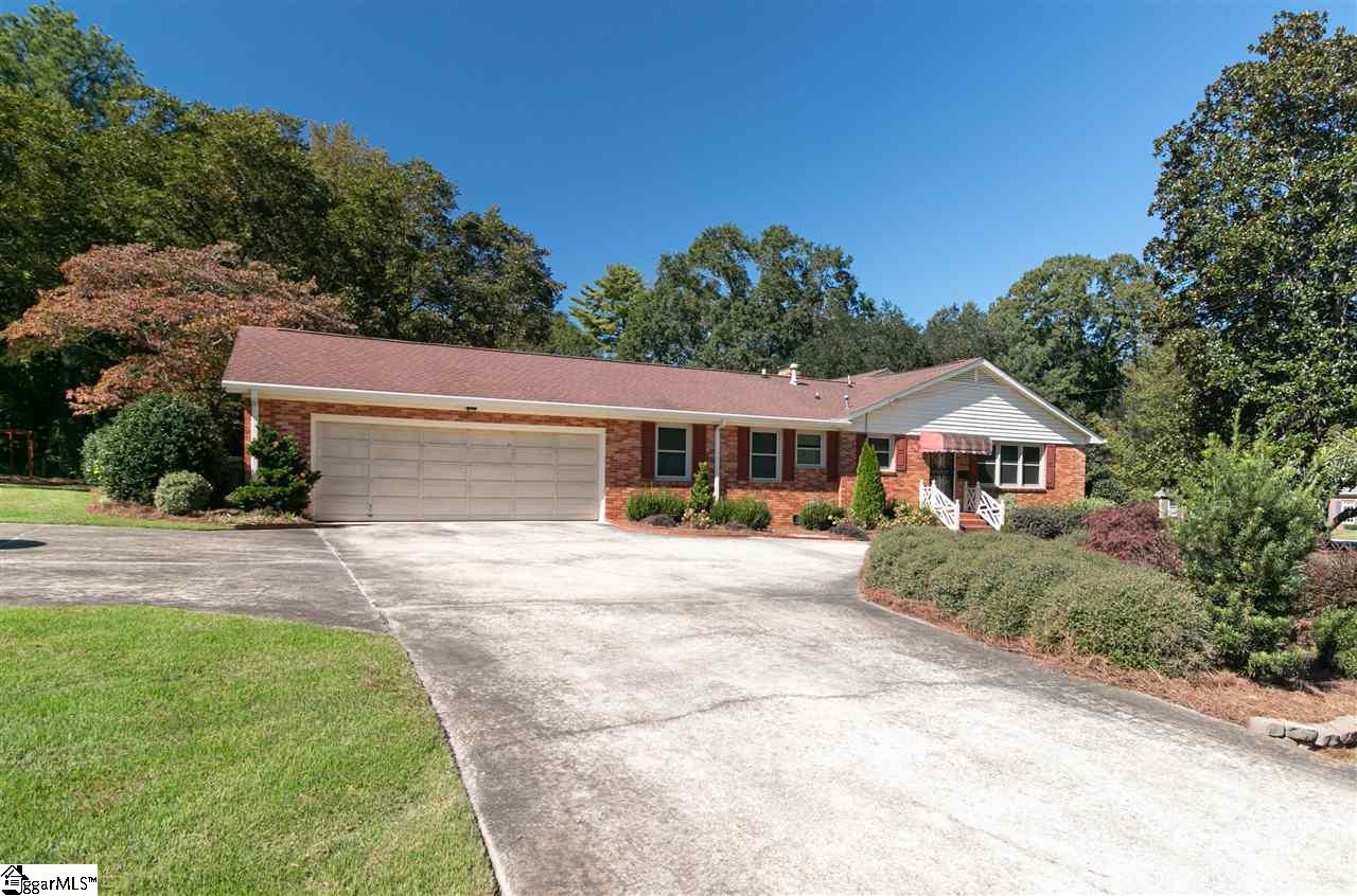 722 Calvert Avenue Clinton, SC 29325 - Photo 23 of 35