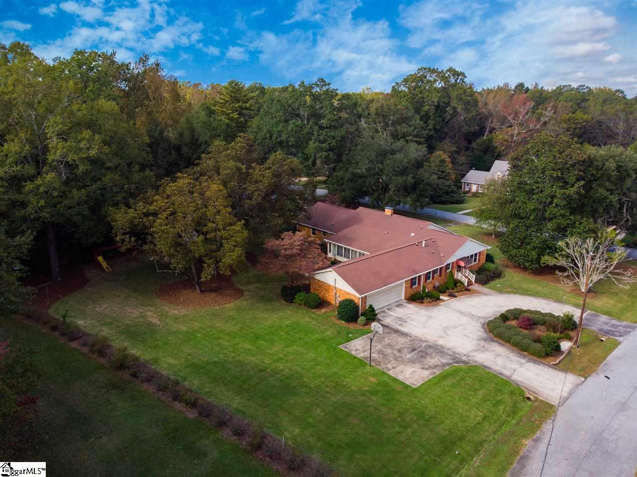722 Calvert Avenue Clinton, SC 29325 - Photo 28 of 35