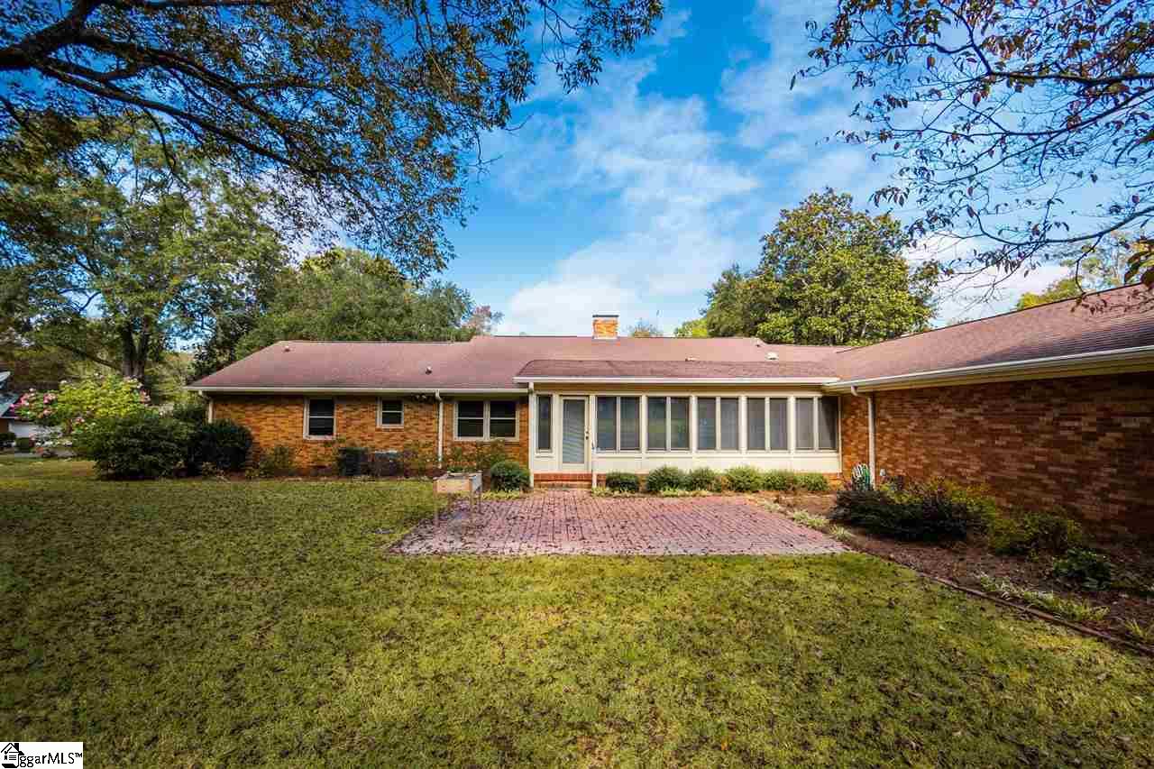 722 Calvert Avenue Clinton, SC 29325 - Photo 30 of 35