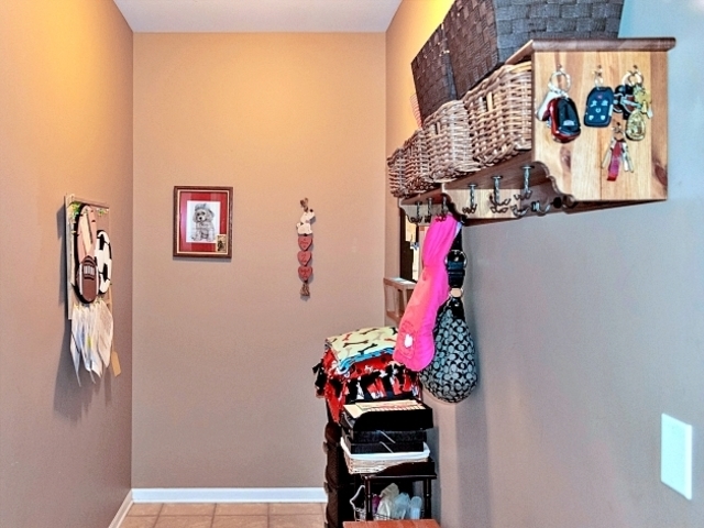227 Stonegate Road Bolingbrook, IL 60440 - Photo 19 of 37