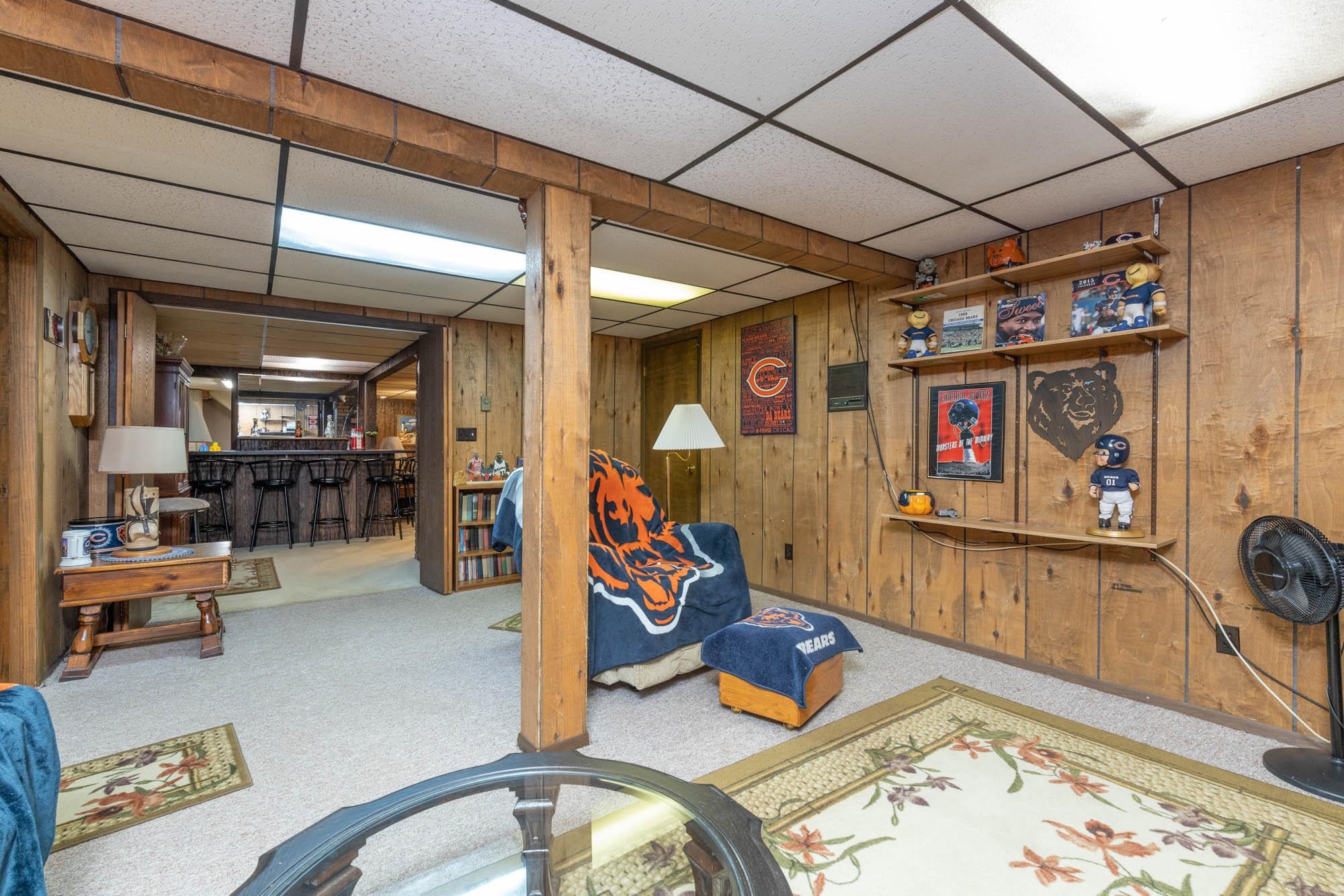 90 Lake Summerset Road Lake Summerset, IL 61019 - Photo 25 of 35 a view of a room with gym equipment