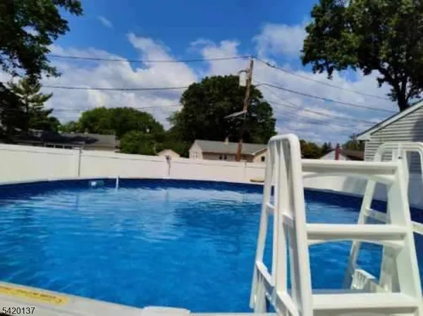 $600,000 | 1612 Brunella Avenue, Piscataway, NJ 08854