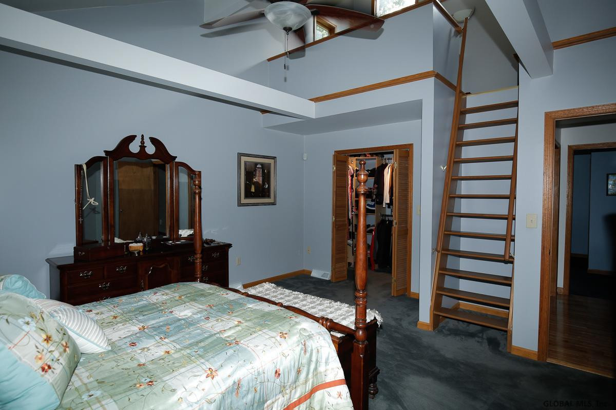 155 Anthony Road Halfmoon, NY 12065 - Photo 12 of 25 Photo 12