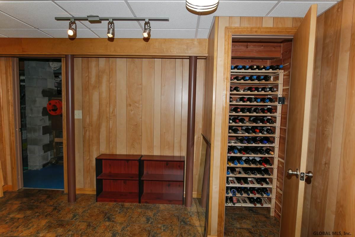 155 Anthony Road Halfmoon, NY 12065 - Photo 21 of 25 Photo 21