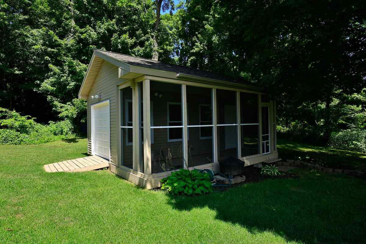 155 Anthony Road Halfmoon, NY 12065 - Photo 3 of 25 Photo 3