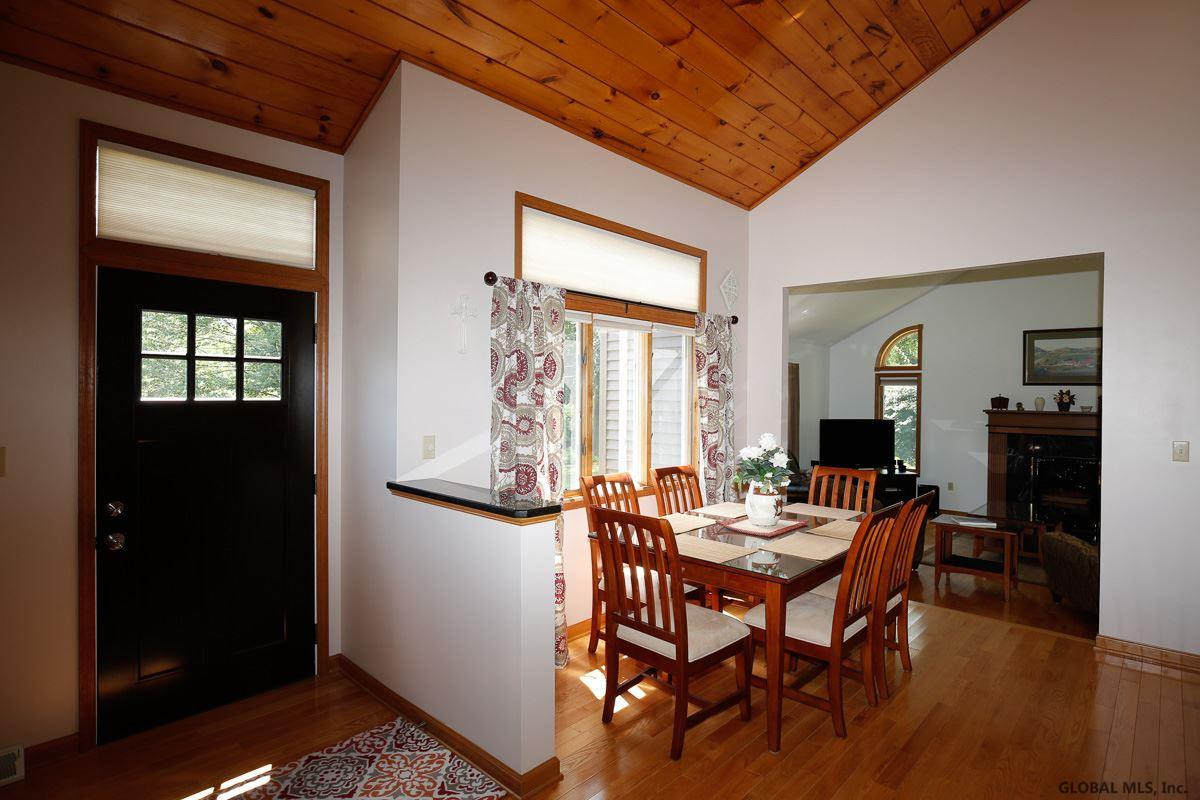155 Anthony Road Halfmoon, NY 12065 - Photo 5 of 25 Photo 5