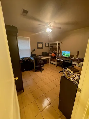 $1,875 | 119 Albacore Avenue, Galveston, TX 77550