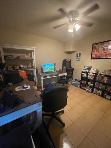 $1,875 | 119 Albacore Avenue, Galveston, TX 77550