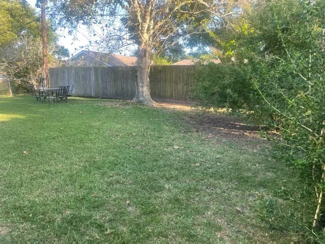 $1,875 | 119 Albacore Avenue, Galveston, TX 77550