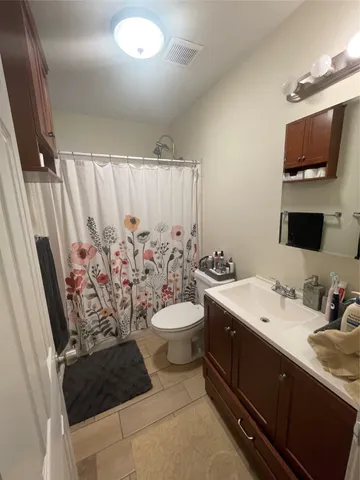 $1,875 | 119 Albacore Avenue, Galveston, TX 77550