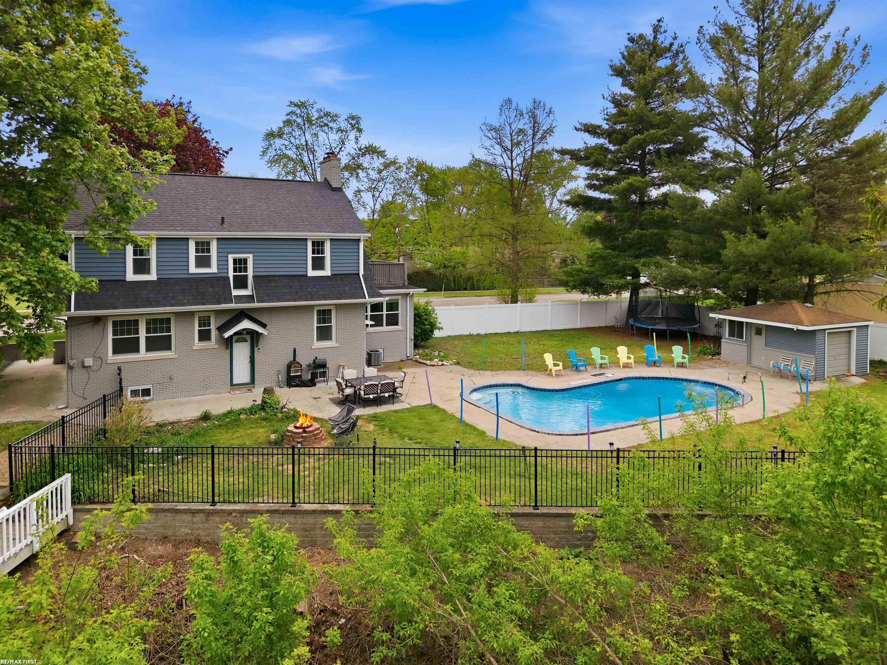 8490 Clinton River Road Sterling Heights, MI 48314 - Photo 60 of 61