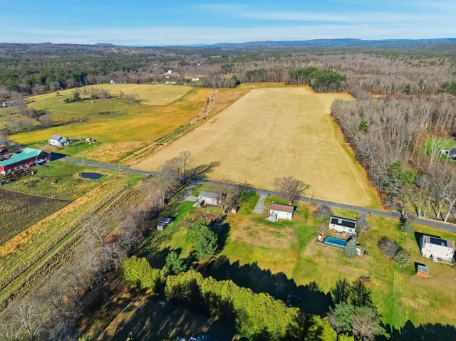 a view of an ocean view and city view