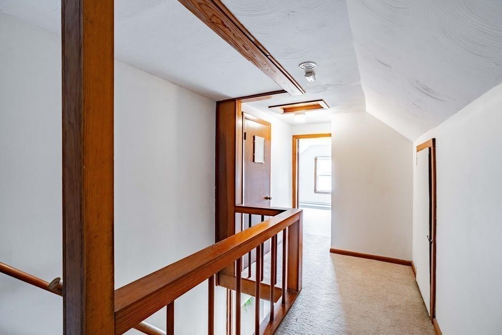 109 New Ludlow Road Granby, MA 01033 - Photo 27 of 42 a view of an entryway