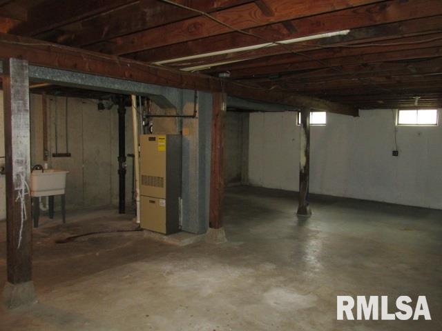 620 Sangamon Road Marquette Heights, IL 61554 - Photo 12 of 13 Gallery Image 12