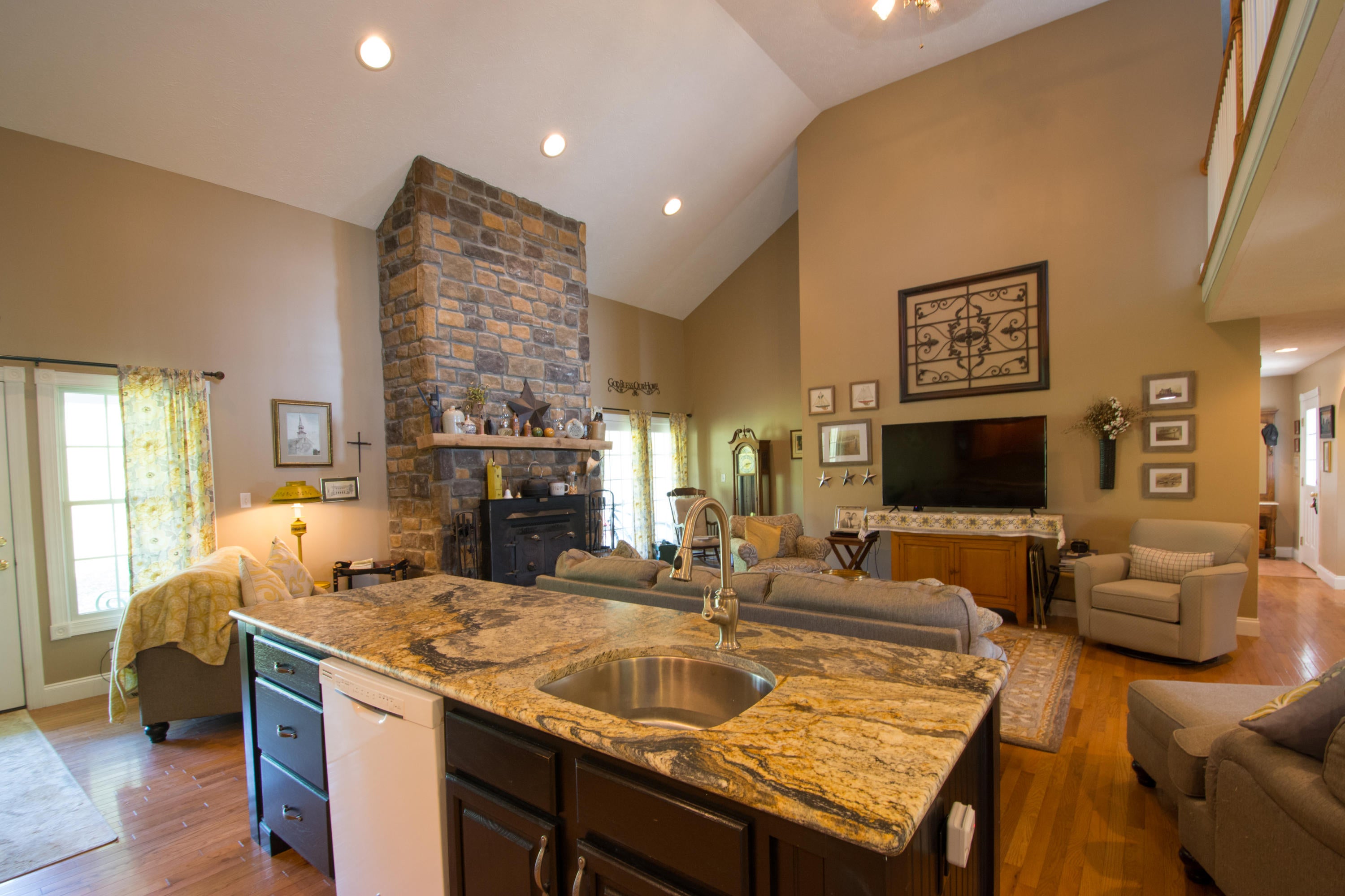 592 Masters Road Ronceverte, WV 24970 - Photo 20 of 63 Gallery Image 20