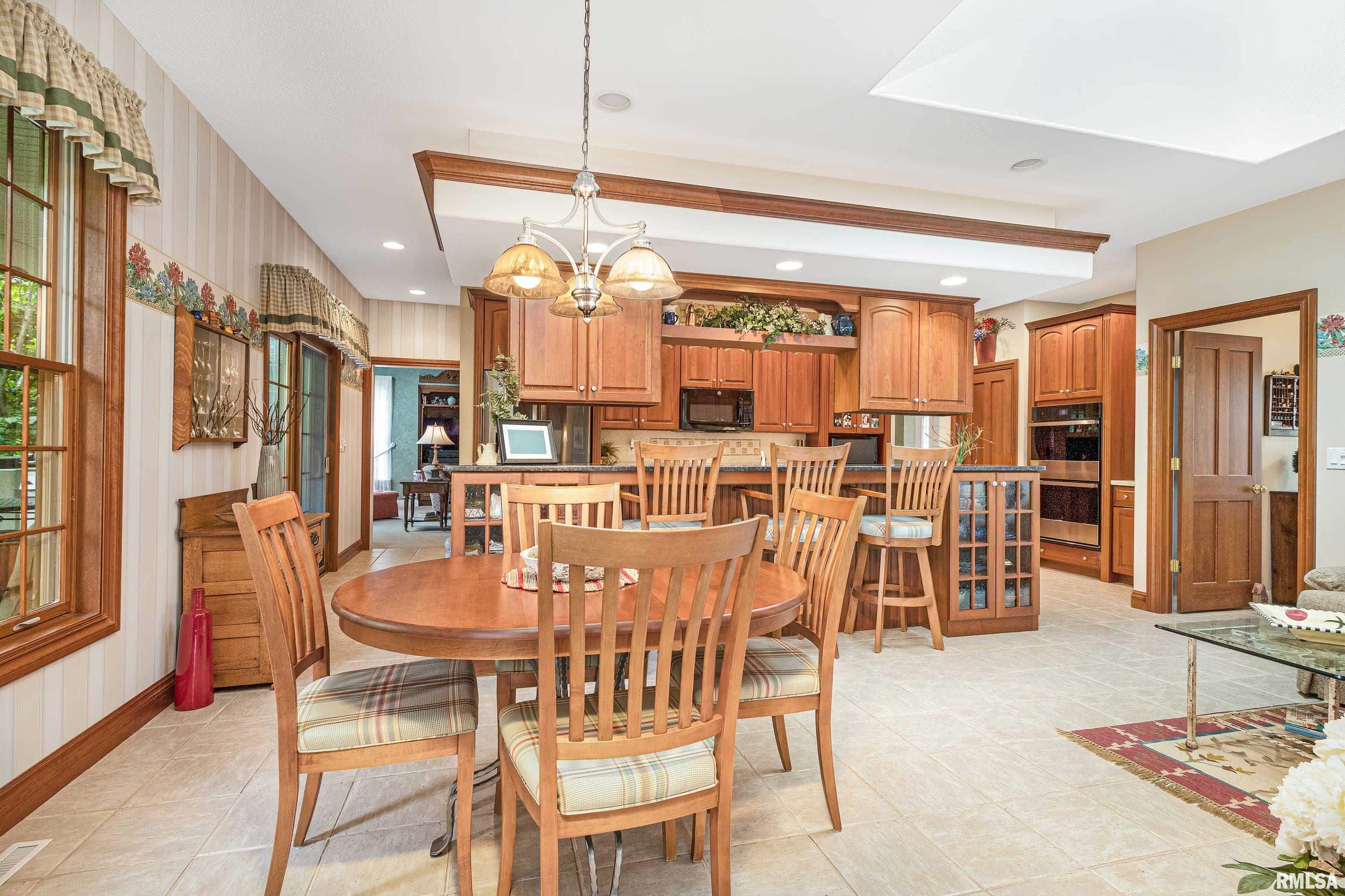 6471 Eagle Ridge Road Bettendorf, IA 52722 - Photo 23 of 54 Gallery Image 23