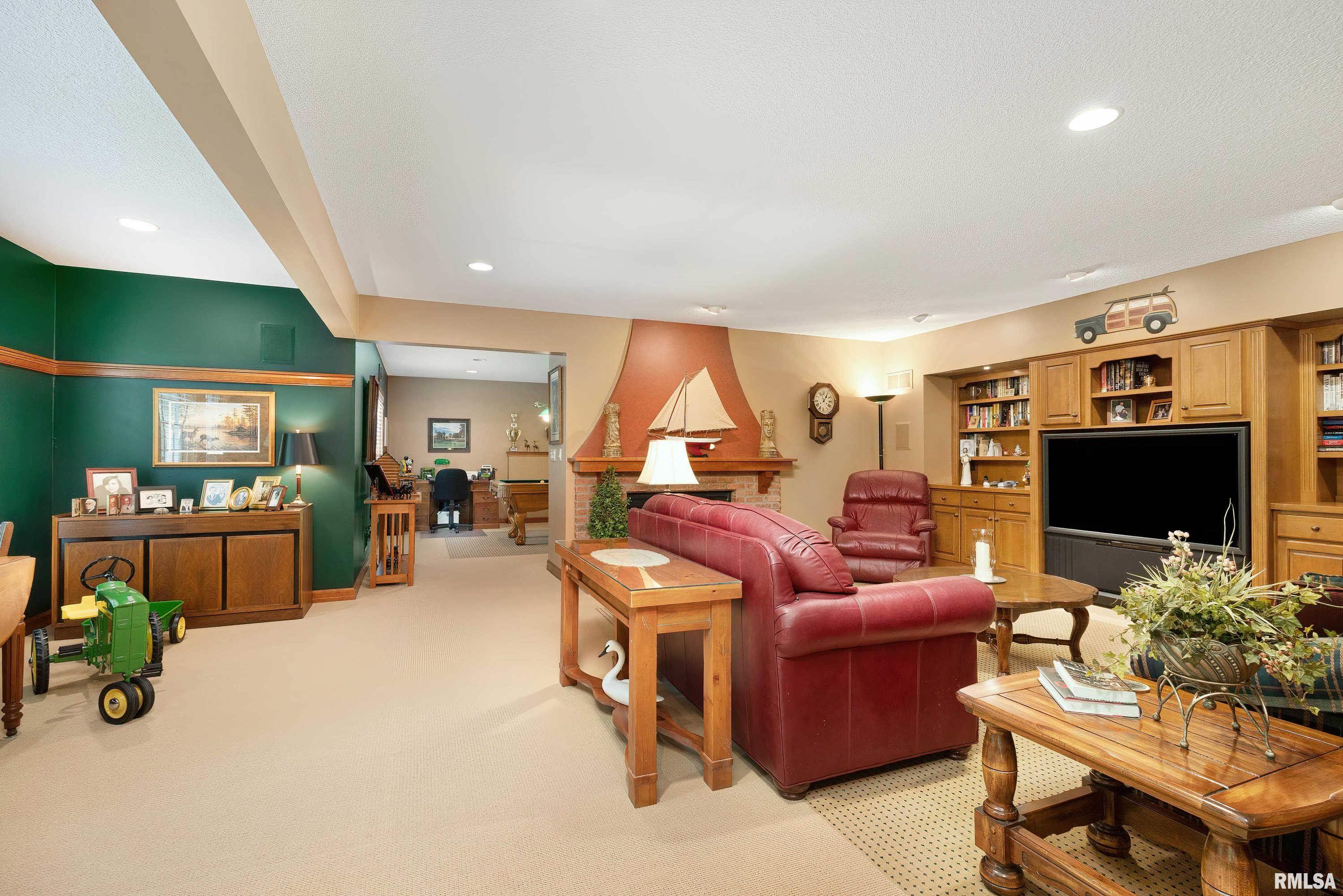 6471 Eagle Ridge Road Bettendorf, IA 52722 - Photo 33 of 54 Gallery Image 33