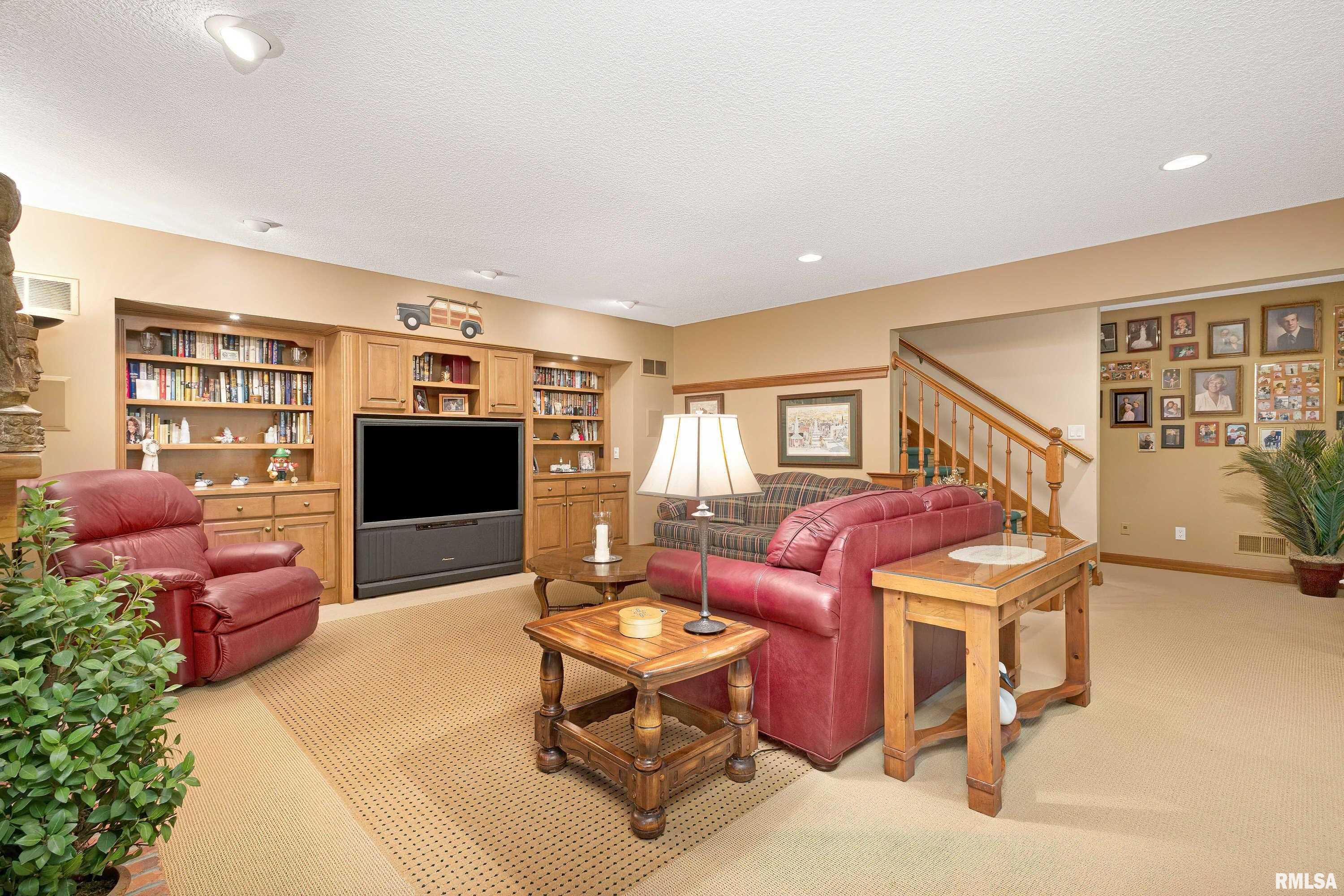 6471 Eagle Ridge Road Bettendorf, IA 52722 - Photo 35 of 54 Gallery Image 35