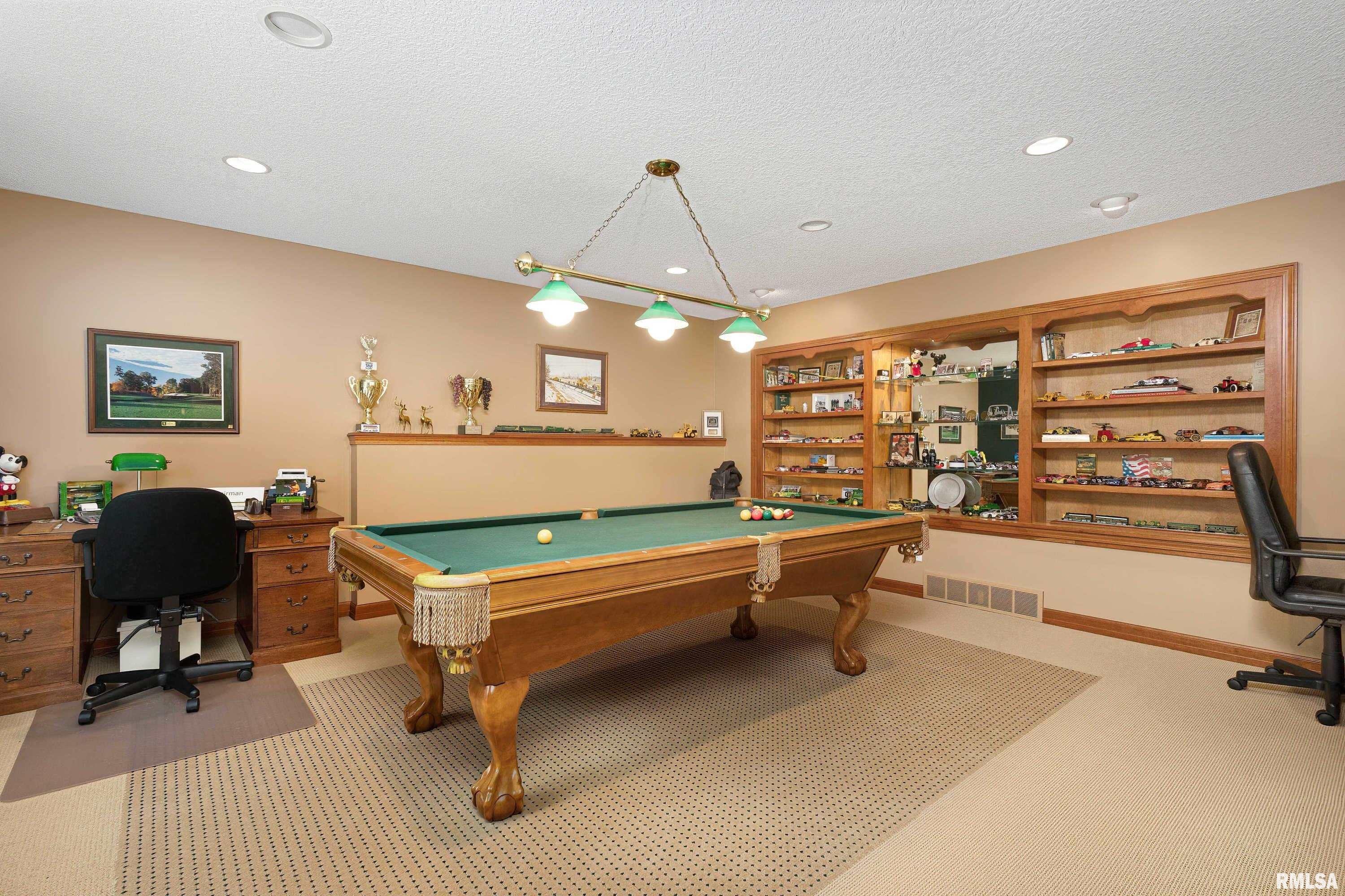 6471 Eagle Ridge Road Bettendorf, IA 52722 - Photo 36 of 54 Gallery Image 36