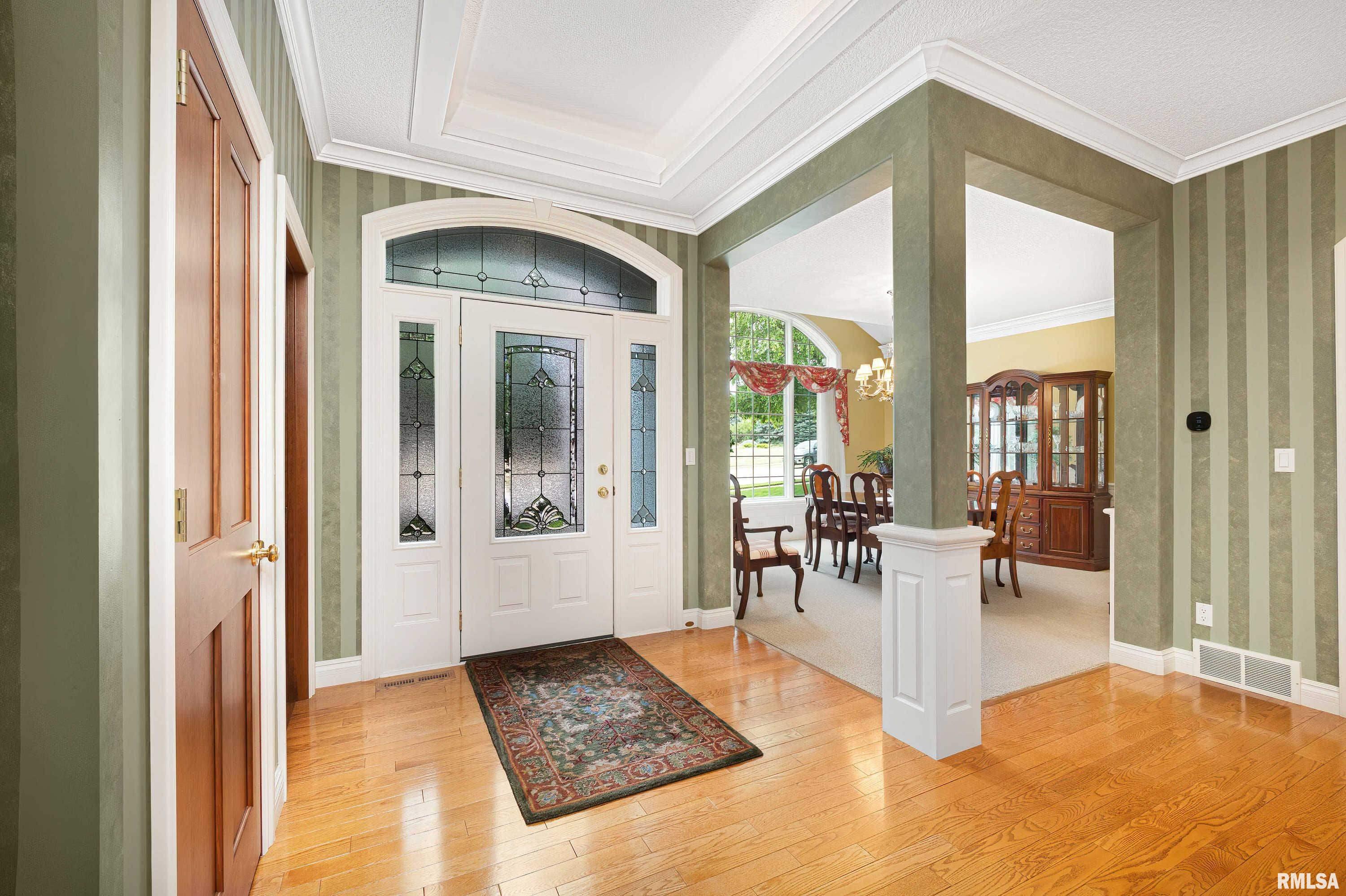 6471 Eagle Ridge Road Bettendorf, IA 52722 - Photo 7 of 54 Gallery Image 7