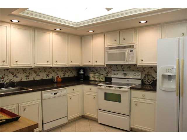 1150 Reef Road, Unit B19 Vero Beach, FL 32963 - Photo 12 of 25 Gallery Image 12