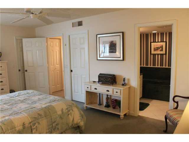 1150 Reef Road, Unit B19 Vero Beach, FL 32963 - Photo 15 of 25 Gallery Image 15