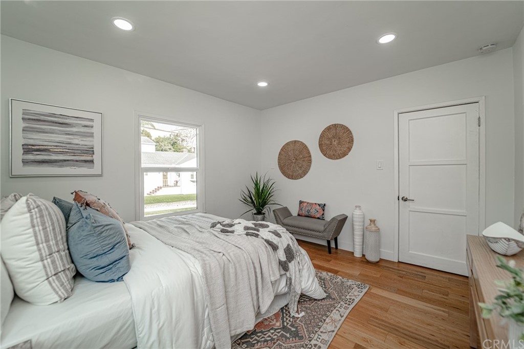 3880 Fairway Boulevard View Park, CA 90043 - Photo 23 of 47