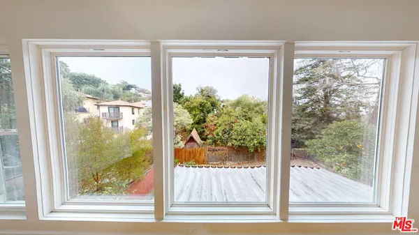 $5,995 | 4735 Nob Hill Drive, Los Angeles, CA 90065