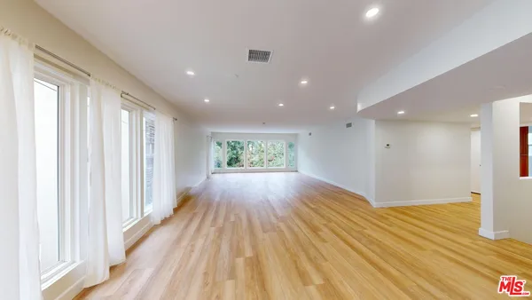 $5,995 | 4735 Nob Hill Drive, Los Angeles, CA 90065
